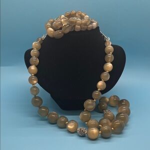 Talbots Taupe Cat's Eye Bead Necklace with Matching Bracelet Set